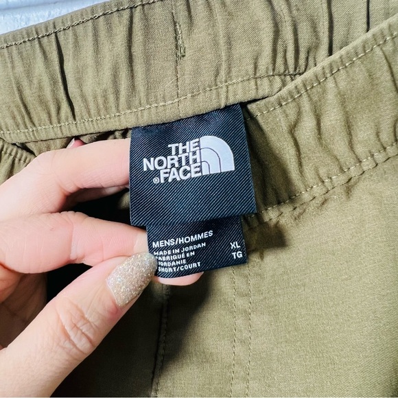 The North Face Olive Men’s Quick Dry Shorts XL - Picture 4 of 7